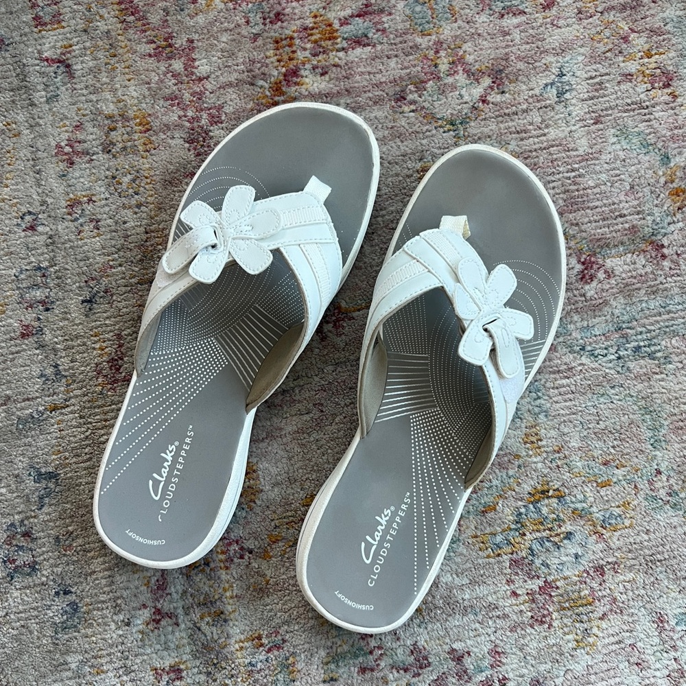 Clarks Women's White Flip Flops